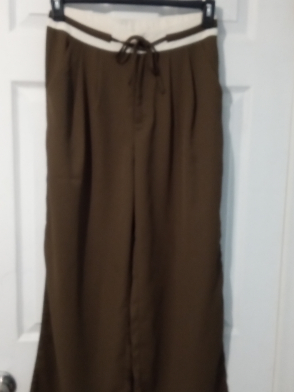 Cider Olive Wide-Leg Drawstring Pants with Cream Waistband